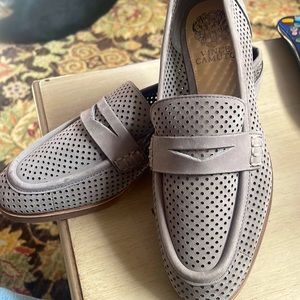 VINCE CAMUTO BRAND NEW SPRING LOAFER